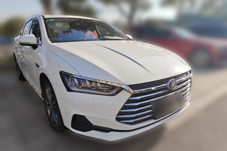Used BYD Qin Pro 2020 Beyond Edition 1.5TI Automatic Flagship Version Front Right 45 Deg