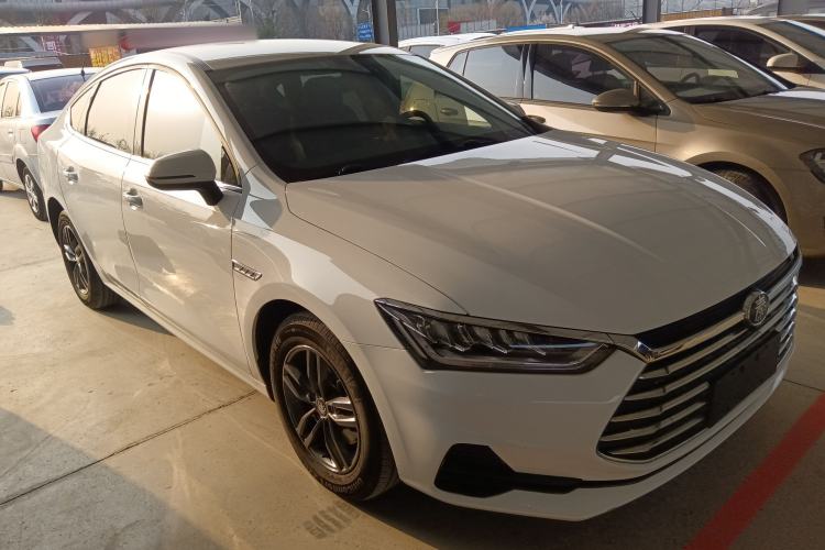 Used BYD Qin Pro 2020 Beyond Edition 1.5TI Automatic Prestige Version Front Right 45 Deg