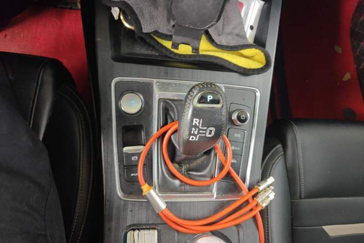 Used BYD Qin Pro 2020 Beyond Edition 1.5TI Automatic Prestige Version Gear Lever