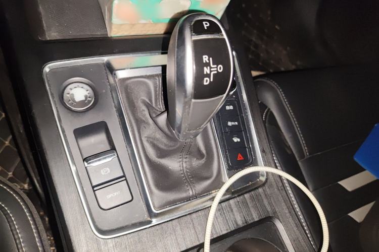 Used BYD Qin Pro 2020 Beyond Edition 1.5TI Automatic Flagship Version Gear Lever