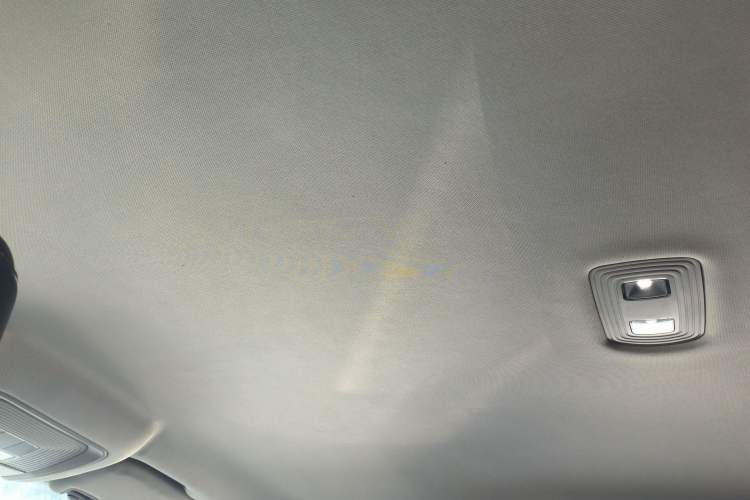 Used BYD Qin Pro 2020 Beyond Edition 1.5TI Manual Luxury Version Headliner