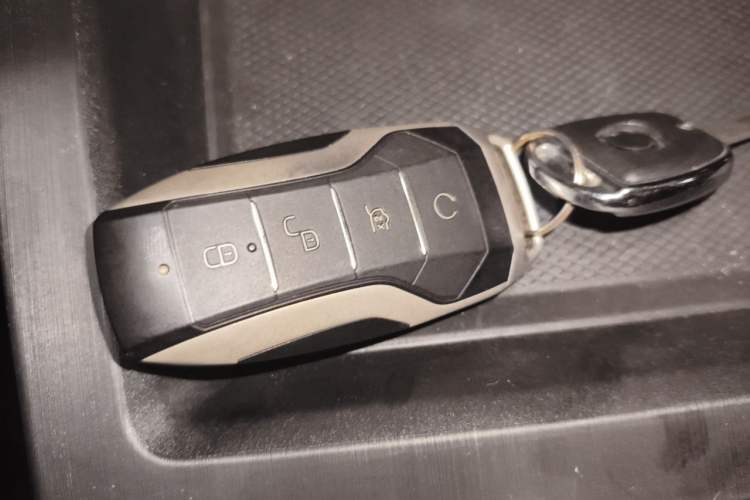 Used BYD Qin Pro 2020 Beyond Edition 1.5TI Automatic Prestige Version Interior 1