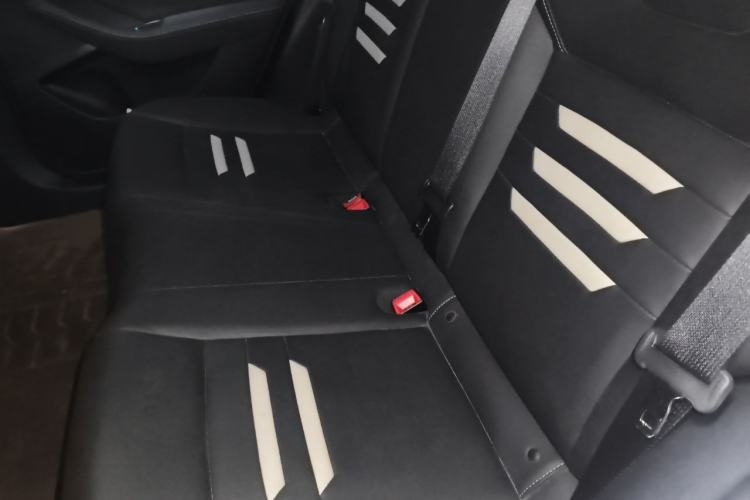 Used BYD Qin Pro 2020 Beyond Edition 1.5TI Automatic Prestige Version Interior 4