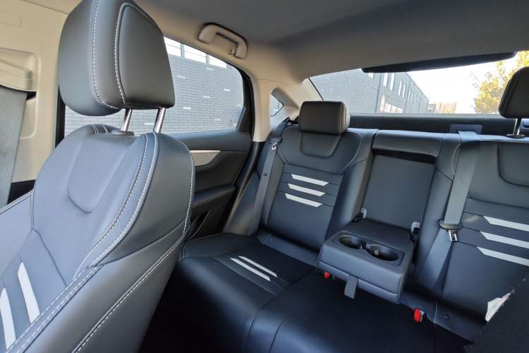 Used BYD Qin Pro 2020 Beyond Edition 1.5TI Automatic Flagship Version Interior 4