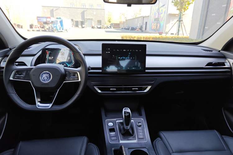 Used BYD Qin Pro 2020 Beyond Edition 1.5TI Automatic Flagship Version Interior 5