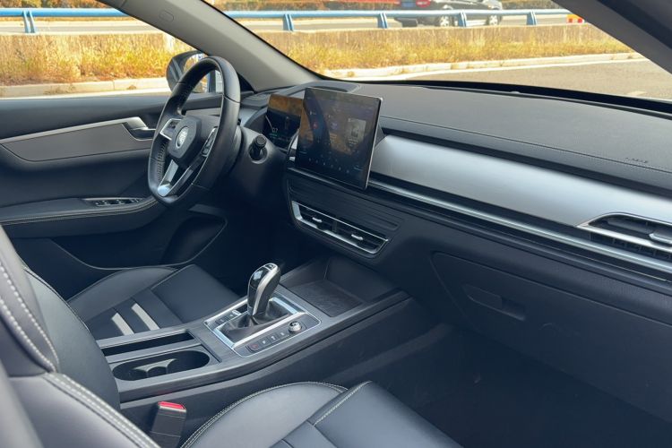 Used BYD Qin Pro 2020 Beyond Edition 1.5TI Automatic Flagship Version Interior 6