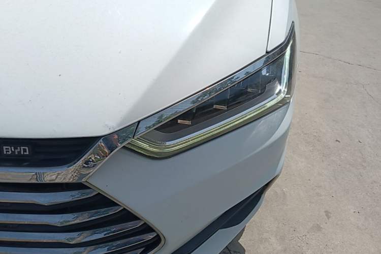 Used BYD Qin Pro 2020 Beyond Edition 1.5TI Automatic Prestige Version Left Front Headlight
