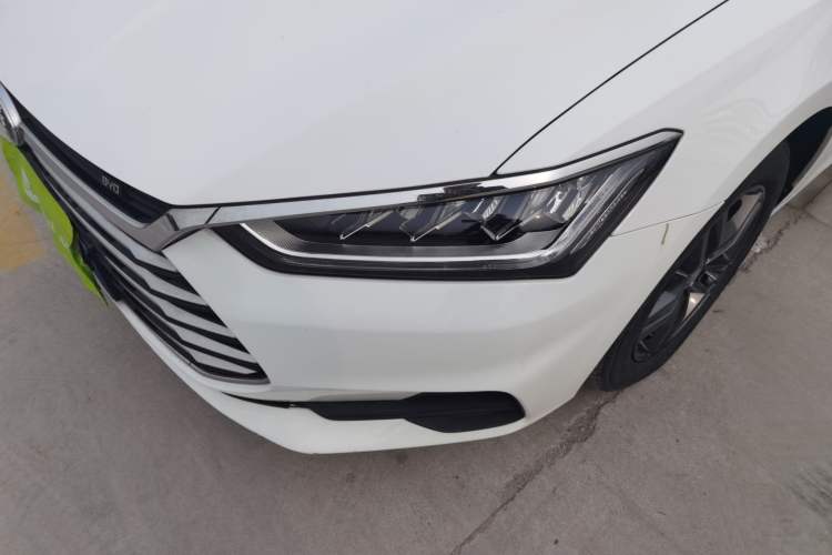 Used BYD Qin Pro 2020 Beyond Edition 1.5TI Automatic Prestige Version Left Front Headlight