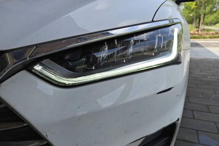 Used BYD Qin Pro 2020 Beyond Edition 1.5TI Automatic Flagship Version Left Front Headlight