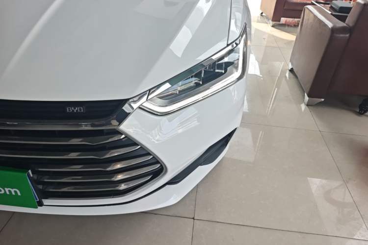 Used BYD Qin Pro 2020 Beyond Edition 1.5TI Manual Luxury Version Left Front Headlight