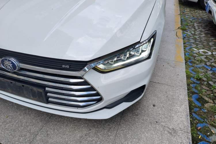 Used BYD Qin Pro 2020 Beyond Edition 1.5TI Automatic Prestige Version Left Front Headlight