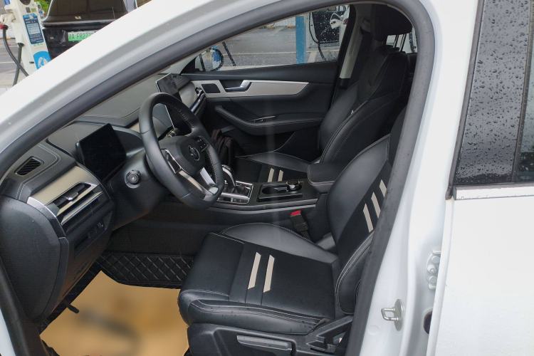 Used BYD Qin Pro 2020 Beyond Edition 1.5TI Automatic Prestige Version Left Front Seat