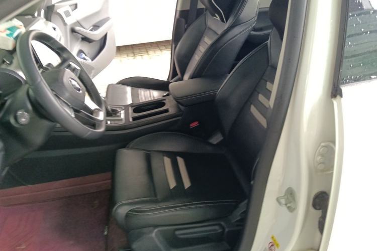 Used BYD Qin Pro 2020 Beyond Edition 1.5TI Automatic Prestige Version Left Front Seat