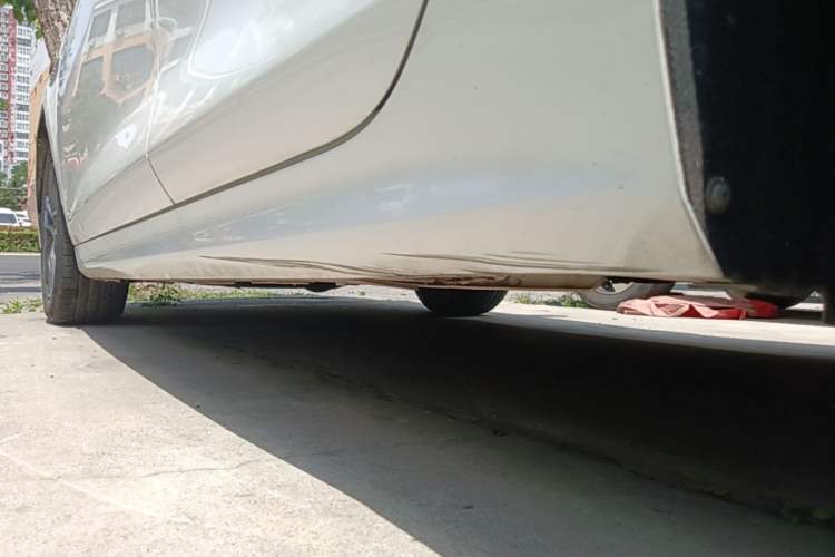 Used BYD Qin Pro 2020 Beyond Edition 1.5TI Automatic Prestige Version Left Side Sill