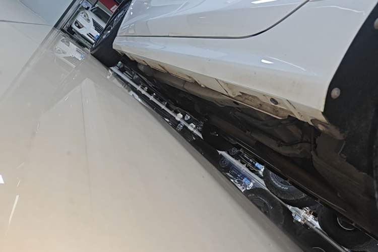 Used BYD Qin Pro 2020 Beyond Edition 1.5TI Automatic Prestige Version Left Side Sill