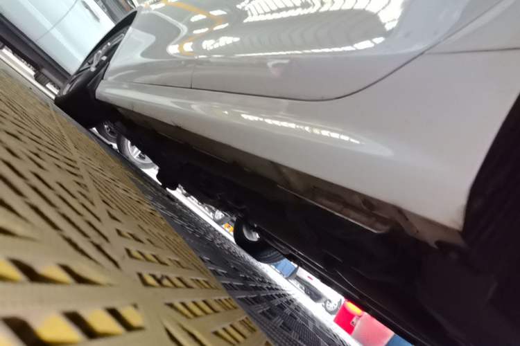 Used BYD Qin Pro 2020 Beyond Edition 1.5TI Automatic Flagship Version Left Side Sill