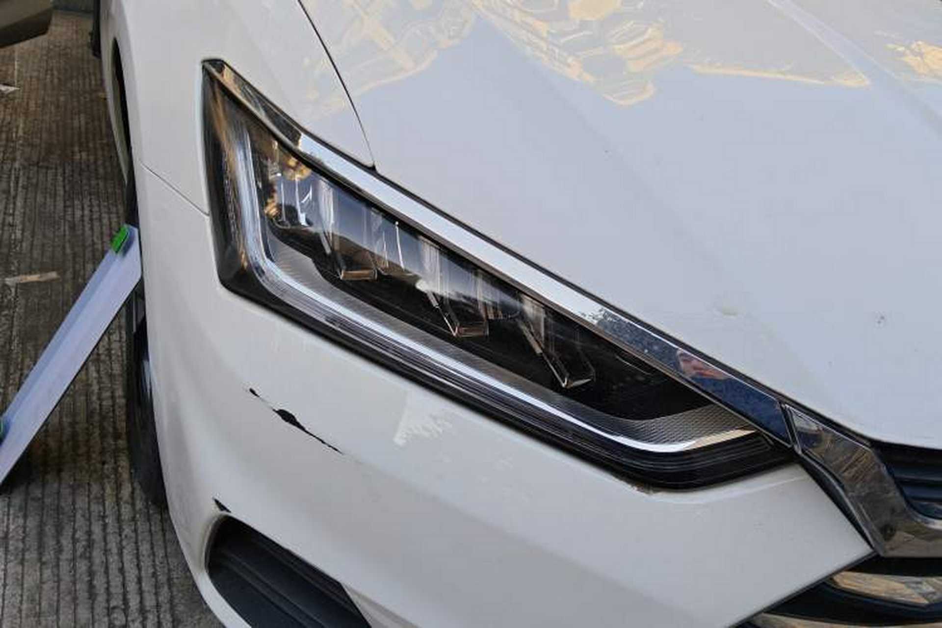 Used BYD Qin Pro 2020 Beyond Edition 1.5TI Manual Luxury Version Right Front Headlight