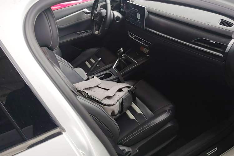 Used BYD Qin Pro 2020 Beyond Edition 1.5TI Manual Luxury Version Right Front Seat