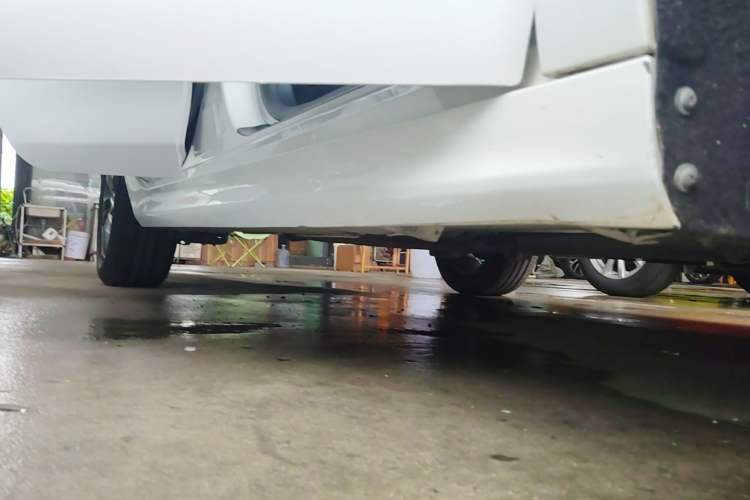Used BYD Qin Pro 2020 Beyond Edition 1.5TI Manual Luxury Version Right Side Sill
