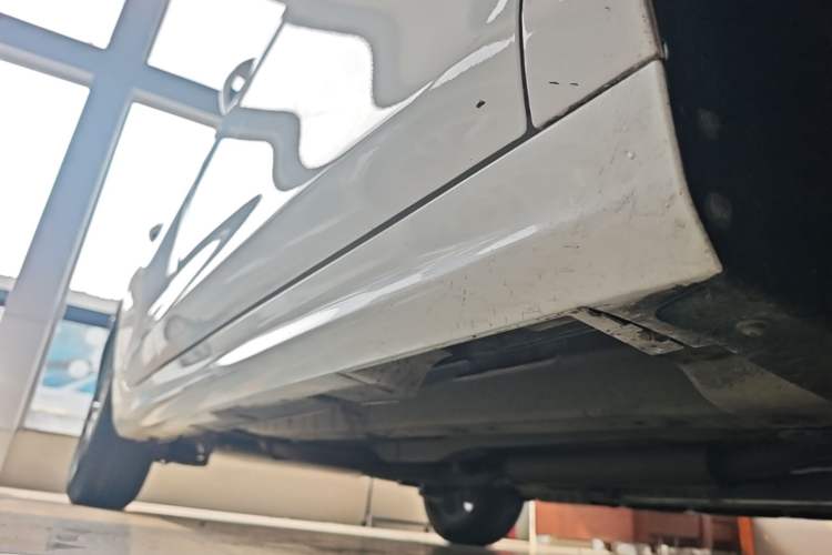 Used BYD Qin Pro 2020 Beyond Edition 1.5TI Manual Luxury Version Right Side Sill