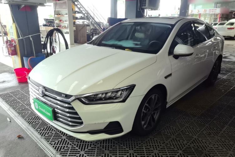 Used BYD Qin Pro 2020 Beyond Edition 1.5TI Automatic Flagship Version Guazi used car, China used car export, Used car for sale, Used BYD cars, Cheapest cars for sale