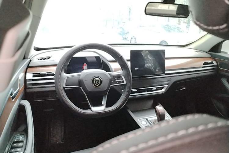 Used BYD Qin Pro 2020 Beyond Edition 1.5TI Automatic Prestige Version Steering Wheel