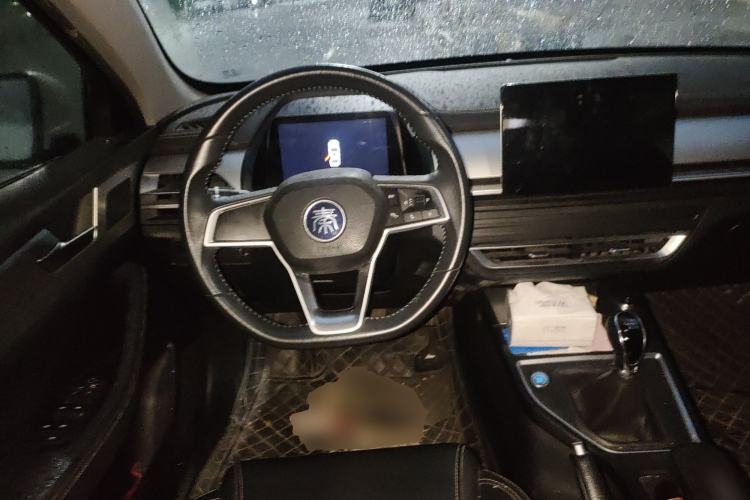Used BYD Qin Pro 2020 Beyond Edition 1.5TI Manual Luxury Version Steering Wheel