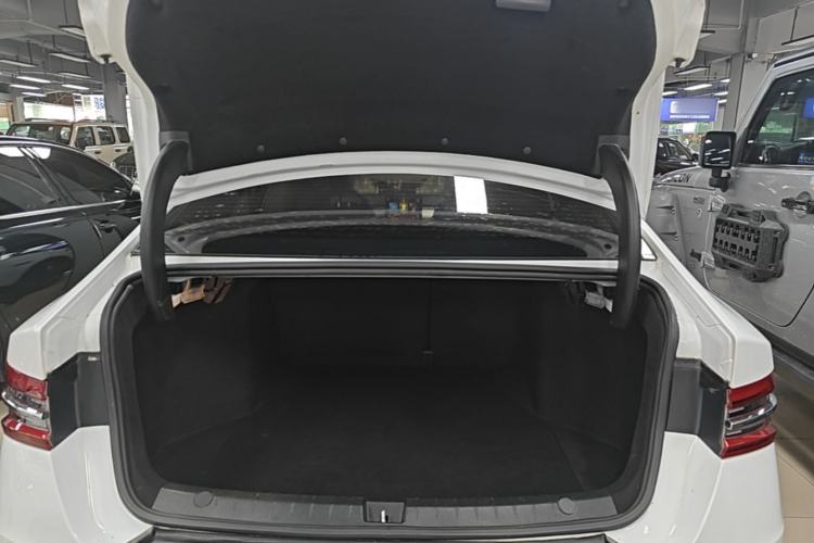 Used BYD Qin Pro 2020 Beyond Edition 1.5TI Automatic Prestige Version Trunk