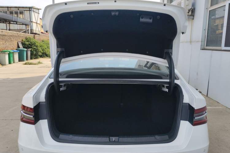 Used BYD Qin Pro 2020 Beyond Edition 1.5TI Automatic Flagship Version Trunk