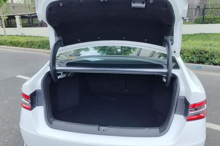Used BYD Qin Pro 2020 Beyond Edition 1.5TI Automatic Flagship Version Trunk