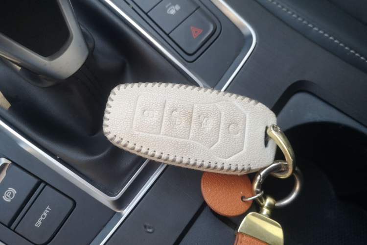 Used BYD Qin Pro 2020 Beyond Edition 1.5TI Automatic Flagship Version Vehicle Key