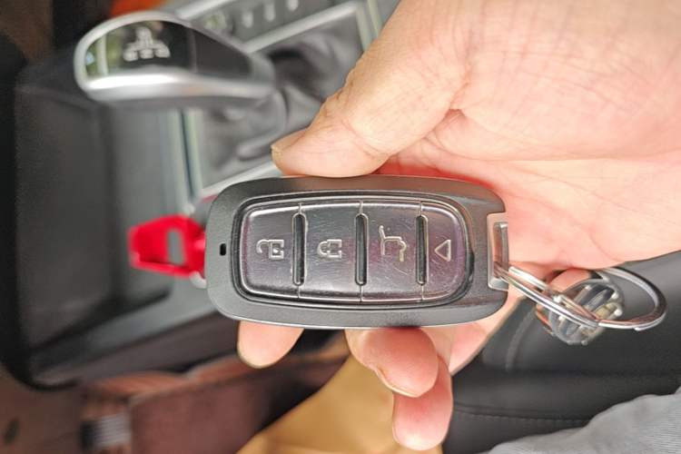 Used BYD Qin Pro 2020 Beyond Edition 1.5TI Automatic Flagship Version Vehicle Key