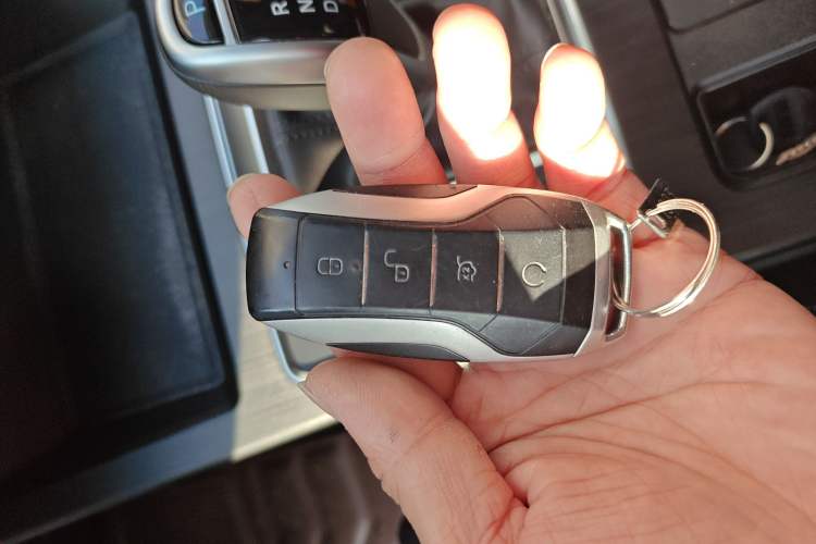 Used BYD Qin Pro 2020 Beyond Edition 1.5TI Automatic Flagship Version Vehicle Key