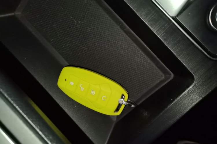 Used BYD Qin Pro 2020 Beyond Edition 1.5TI Automatic Flagship Version Vehicle Key