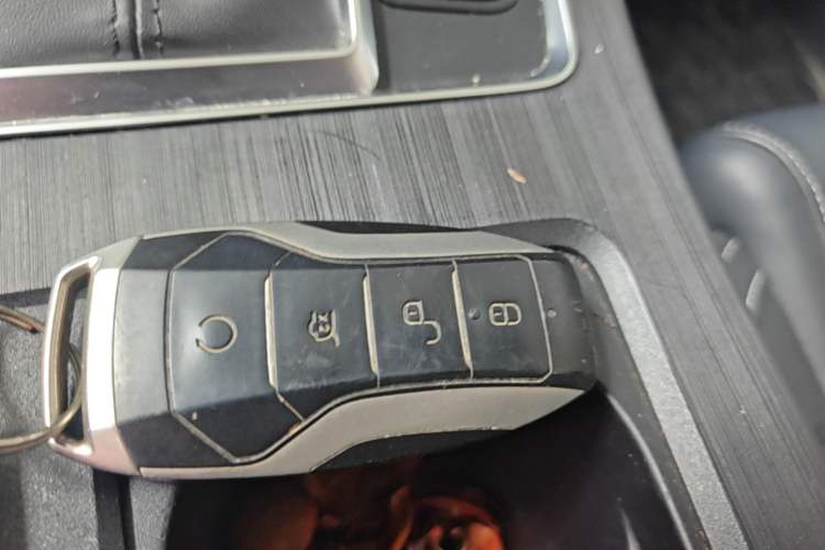 Used BYD Qin Pro 2020 Beyond Edition 1.5TI Automatic Flagship Version Vehicle Key