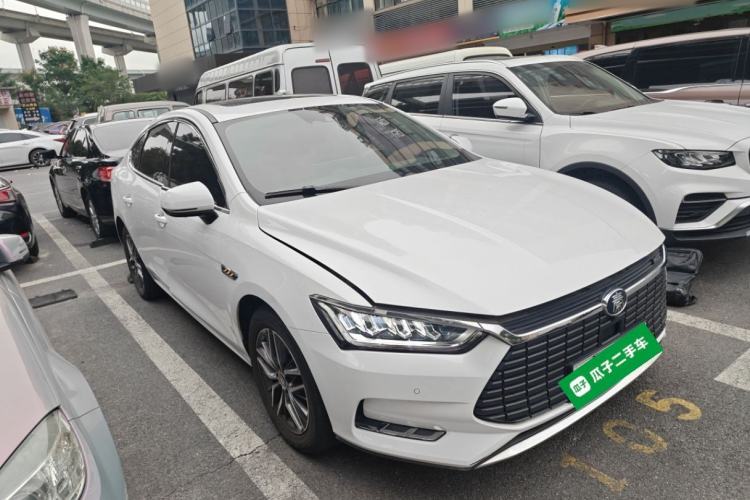 Used BYD Qin Pro New Energy 2019 EV Super Edition High-Power Smart Connect & Premium Model Front Right 45 Deg