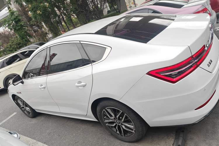 Used BYD Qin Pro New Energy 2019 EV Super Edition High-Power Smart Connect & Premium Model Left Side