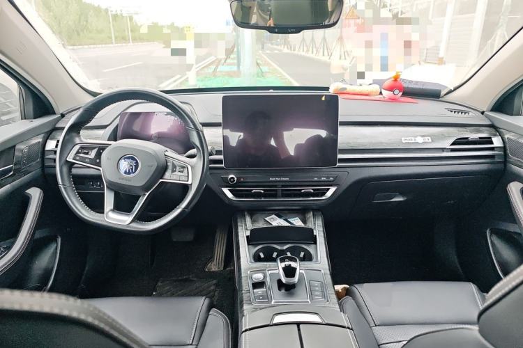 Used BYD Qin Pro New Energy 2018 EV500 Smart Connect Elite Model Center Console