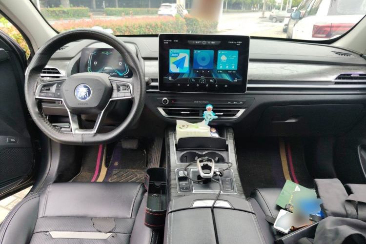 Used BYD Qin Pro New Energy 2018 DM 1.5TI Automatic Smart Connect Elite Model Center Console