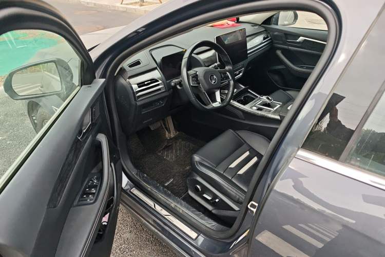 Used BYD Qin Pro New Energy 2018 EV500 Smart Connect Elite Model Driver Seat