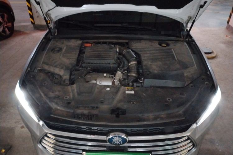 Used BYD Qin Pro New Energy 2018 DM 1.5TI Automatic Smart Connect Elite Model Engine Bay