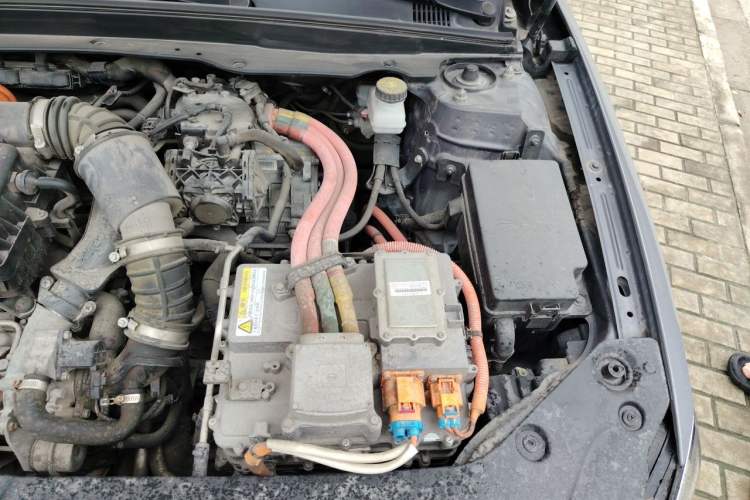 Used BYD Qin Pro New Energy 2018 DM 1.5TI Automatic Smart Connect Elite Model Engine Bay Left