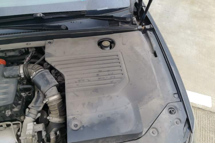 Used BYD Qin Pro New Energy 2018 DM 1.5TI Automatic Smart Connect Elite Model Engine Bay Left