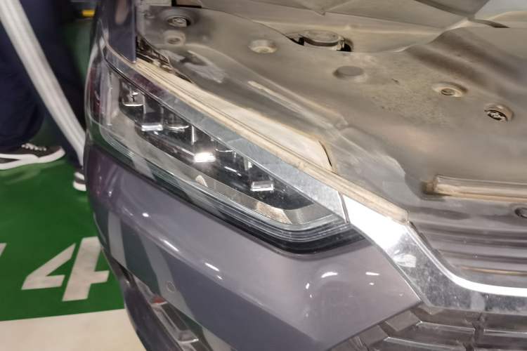 Used BYD Qin Pro New Energy 2018 EV500 Smart Connect Elite Model Engine Bay Right