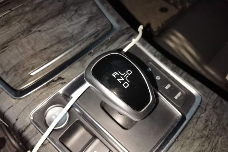Used BYD Qin Pro New Energy 2018 EV500 Smart Connect Elite Model Gear Lever