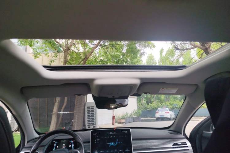 Used BYD Qin Pro New Energy 2018 DM 1.5TI Automatic Smart Connect Elite Model Headliner