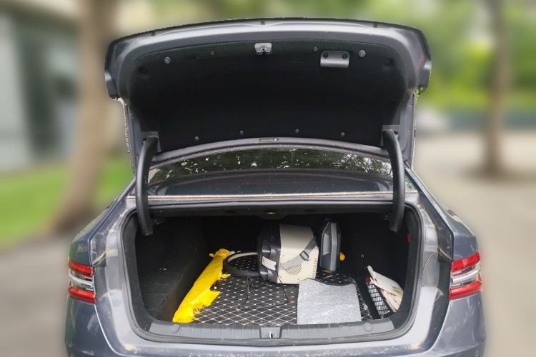 Used BYD Qin Pro New Energy 2018 DM 1.5TI Automatic Smart Connect Elite Model Trunk