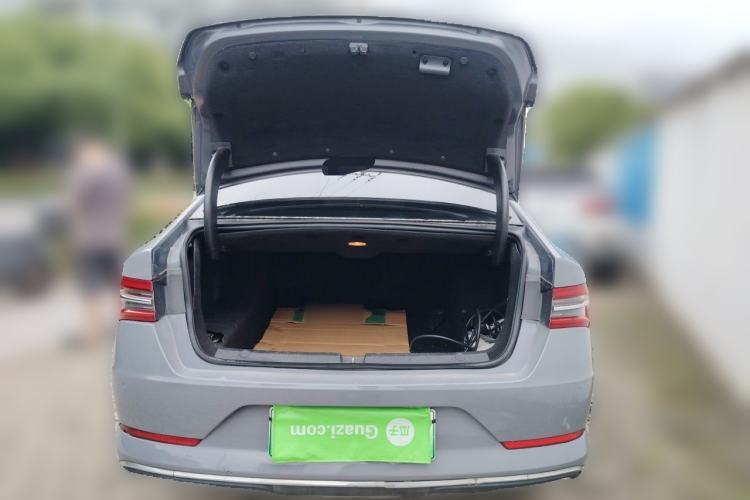 Used BYD Qin Pro New Energy 2018 DM 1.5TI Automatic Smart Connect Elite Model Trunk