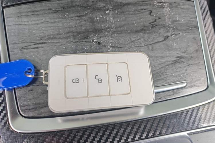 Used BYD Qin Pro New Energy 2018 DM 1.5TI Automatic Smart Connect Elite Model Vehicle Key