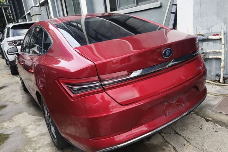 Used BYD Qin Pro New Energy 2018 DM 1.5TI Automatic Smart Connect Elite Model Exterior 2